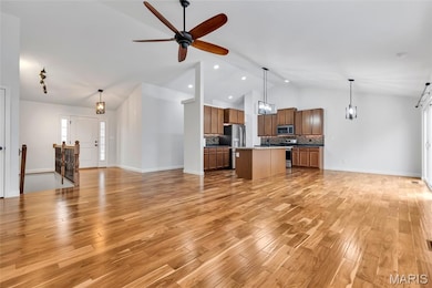 243 Lonepine Dr, Wentzville, MO 63385 - photo 5