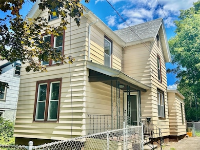 37 Hayes St, Binghamton, NY 13903 - photo 2