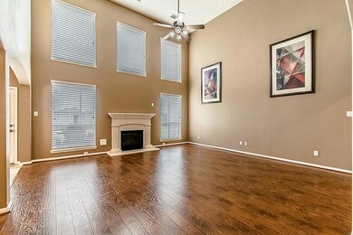 21831 Honeysuckle Grove Ln, Richmond, TX 77469 - photo 2