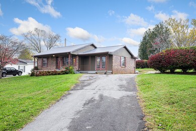 513 Bell St, McMinnville, TN 37110 - photo 2