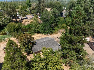 643 Covered Bridge Rd, Rogue River, OR 97537 - photo 6