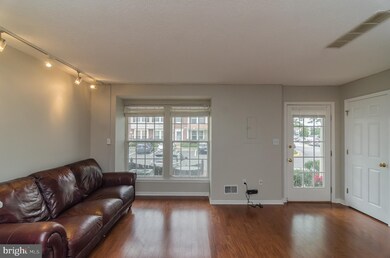 8316 Duck Hawk Way unit 9, Lorton, VA 22079 - photo 7