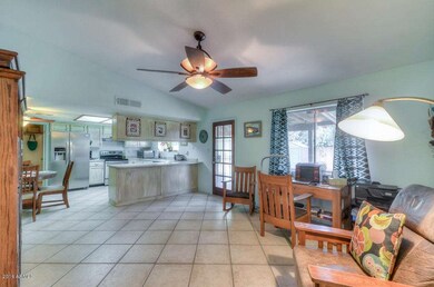 Family Room (3)-SMALL