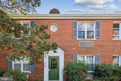 117 E Glebe Rd unit B, Alexandria, VA 22305 - photo 4