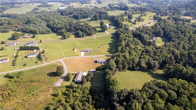 0 Robertson Dr unit 42 1153980, Taylorsville, NC 28681 - photo 7