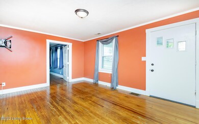 5602 E Manslick Rd, Louisville, KY 40219 - photo 4