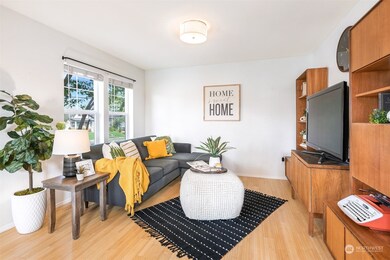 2804 21st St, Everett, WA 98201 - photo 3