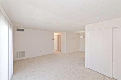 3 Post Oak Ln unit 9, Natick, MA 01760 - photo 5