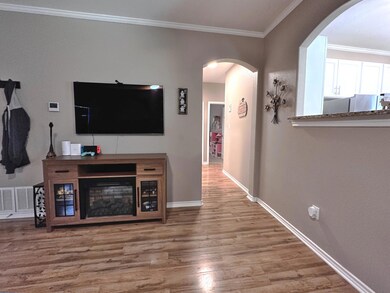 808 E 7th St, Bonham, TX 75418 - photo 7