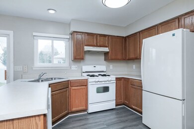 1446 Westbury Cir, North Aurora, IL 60542 - photo 7