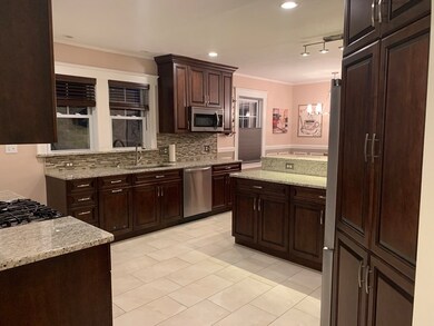 305 Webster St unit 2, Auburndale, MA 02466 - photo 5