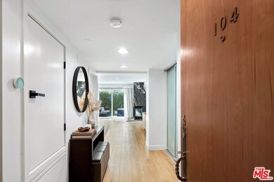 123 S Clark Dr unit 104, West Hollywood, CA 90048 - photo 2