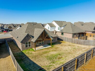 6613 S Hemlock Ave, Broken Arrow, OK 74011 - photo 5