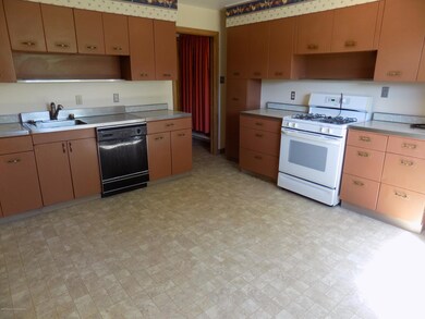 Open kitchen