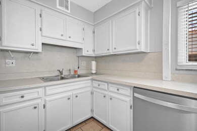 2249 Swansea Road Upper Arlington Ohio-1