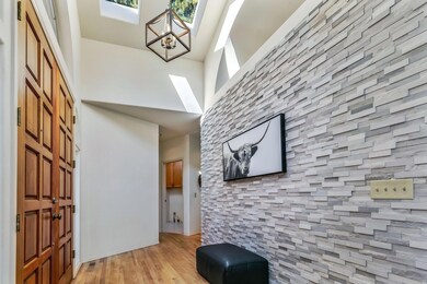 20452 Timberline Dr._016