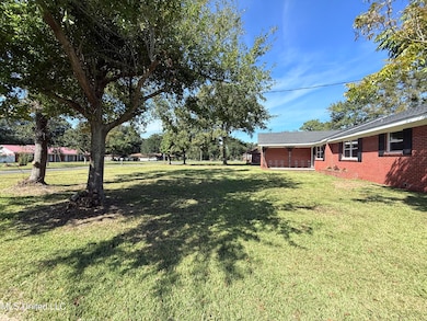 4330 Griffin St, Moss Point, MS 39563 - photo 2