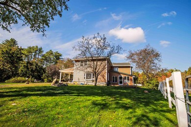 334 Deerfield Rd, Allenstown, NH 03275 - photo 4