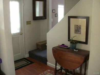 804 Fernwood St, Emmaus, PA 18049 - photo 4