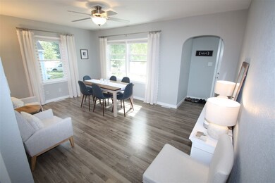 1113 W 8th St, Cedar Falls, IA 50613 - photo 2