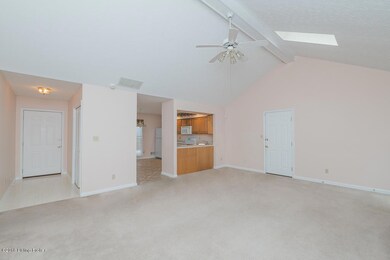 8207 Rome Beauty Way, Louisville, KY 40228 - photo 4