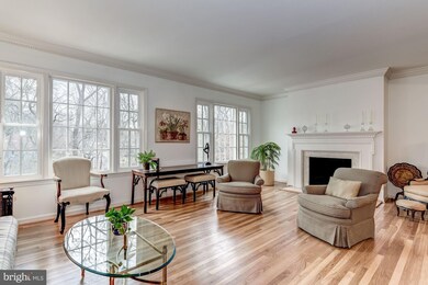 3529 Hamlet Place, Chevy Chase, MD 20815 - photo 6