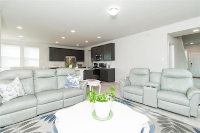 220 Blue Agate Ct, Jarrell, TX 76537 - photo 3