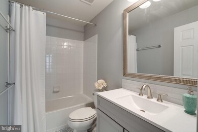 14692 Crossfield Way unit 184A, Woodbridge, VA 22191 - photo 5