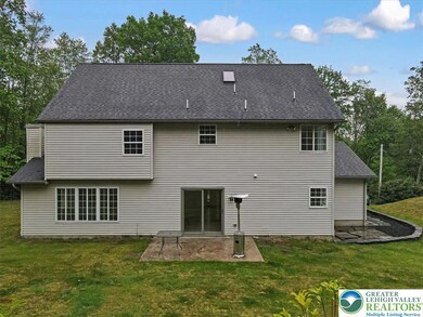 79 Delaware Dr, Jim Thorpe, PA 18229 - photo 4