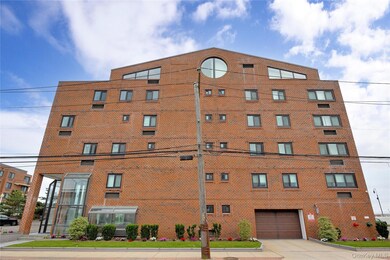 Sandcastles unit 3M, Long Beach, NY 11561 - photo 2