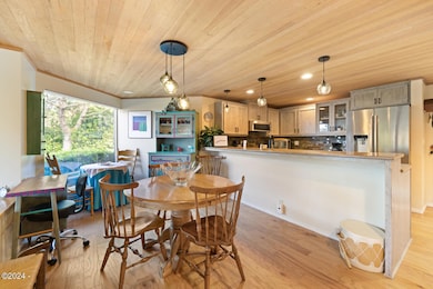 4175 HWY 101 J3 Small-8