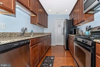 23200 Shaws Tavern Ct unit 2236, Clarksburg, MD 20871 - photo 6
