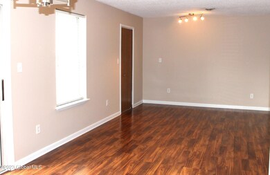 1707 Cambridge Manor Dr, Schenectady, NY 12302 - photo 6