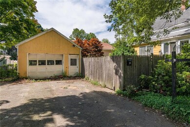 9 Dame St, Kittery, ME 03904 - photo 5