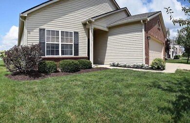 2564 Monarchy Ln, Greenwood, IN 46143 - photo 3