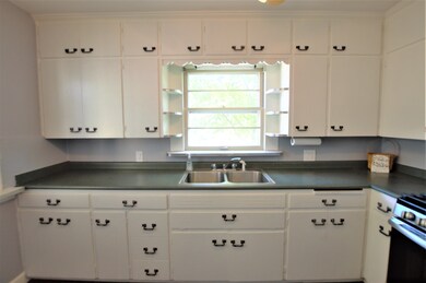 903 S Main St, Auburn, IN 46706 - photo 6