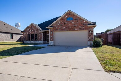 1108 Serendipity Cir, Sanger, TX 76266 - photo 2