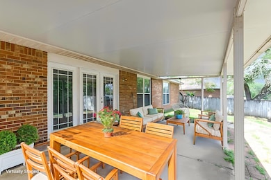 527 Tom Sawyer Ln, Crestview, FL 32536 - photo 2