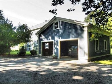 76 Village St, Medway, MA 02053 - photo 2