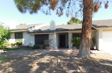 5612 Pearldrop Ave, Las Vegas, NV 89107 - photo 2