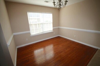 Formal Dining