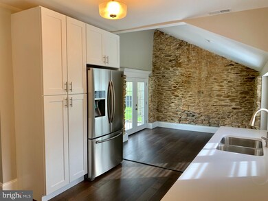 35285 Snickersville Turnpike, Round Hill, VA 20141 - photo 6