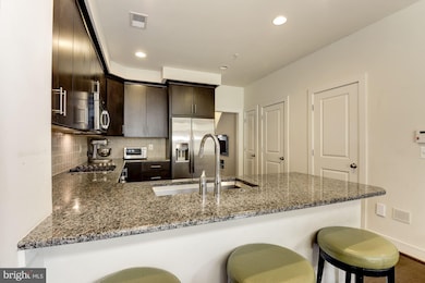 834 N Columbus St, Alexandria, VA 22314 - photo 5