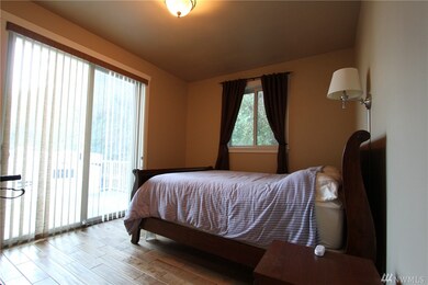 253 Bay View Dr, Point Roberts, WA 98281 - photo 6