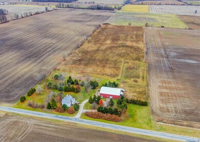 7472 S 1100 W, Warren, IN 46792 - photo 2