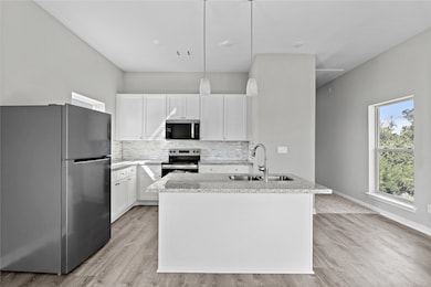 8204 Tower St unit A, Houston, TX 77088 - photo 5