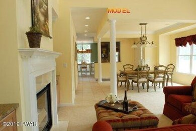 811 Macintosh Way, Matamoras, PA 18336 - photo 2