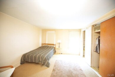 228 E Hamilton St, Allentown, PA 18109 - photo 5