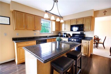 Easy to see yourself cooking & entertaining in this beautiful kitchen