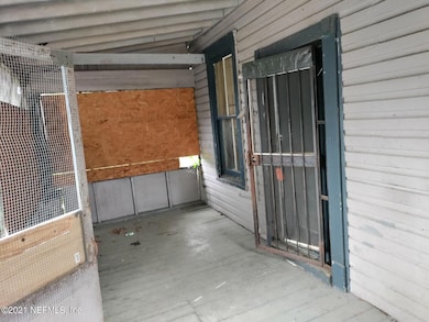 1156 E 14 St 32206 front porch